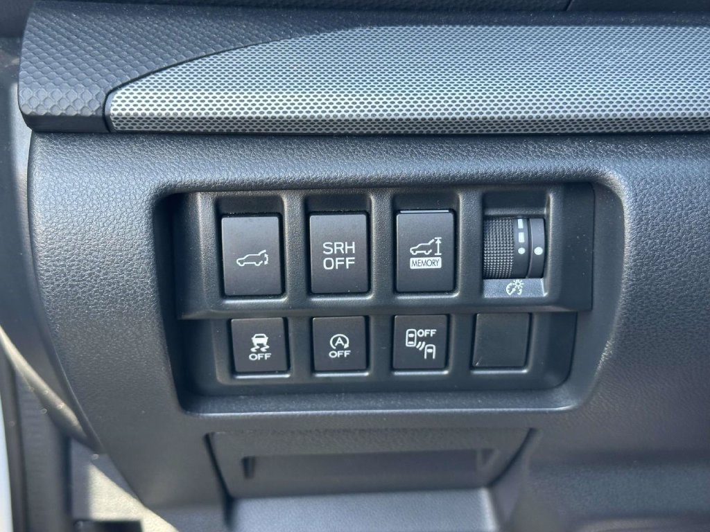 Used 2020 Subaru Forester Limited AWD/4WD image 31