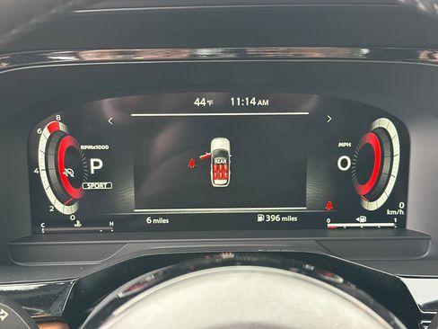 New 2025 Nissan Pathfinder Platinum w/ Cargo Package image 30