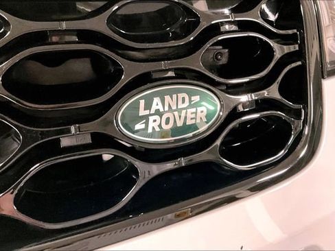 Certified 2025 Land Rover Discovery Sport S image 32