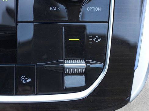 Used 2019 BMW X7 xDrive40i w/ Luxury Seating Package image 76