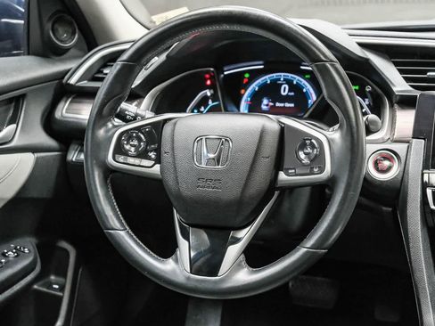 Used 2019 Honda Civic EX image 17