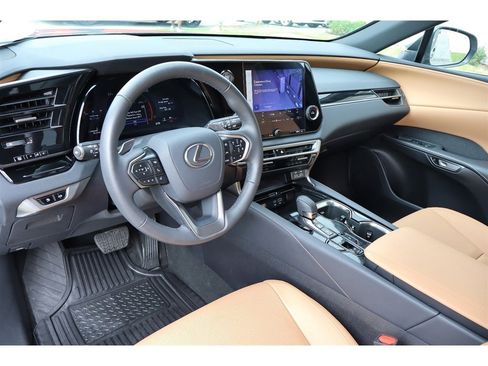 Used 2025 Lexus RX 350 FWD w/ Technology Package image 15