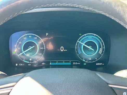 Used 2023 Hyundai Santa Fe Limited image 31