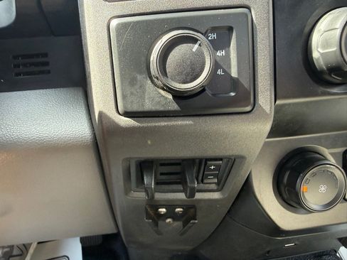 Used 2020 Ford F250 XL w/ Power Equipment Group AWD/4WD image 28