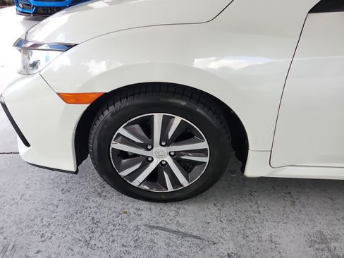 Used 2020 Honda Civic LX image 10