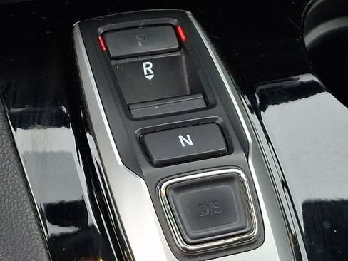 Used 2017 Honda Pilot Elite image 10
