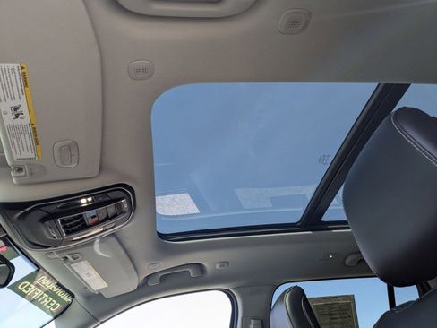 Used 2023 Jeep Grand Cherokee 4WD 4xe image 16