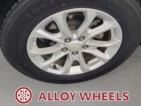 Used 2018 Chevrolet Equinox LT image 11