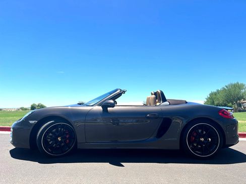 Used 2014 Porsche Boxster S image 3
