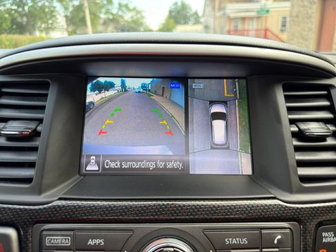 Used 2019 Nissan Pathfinder SL AWD/4WD image 34