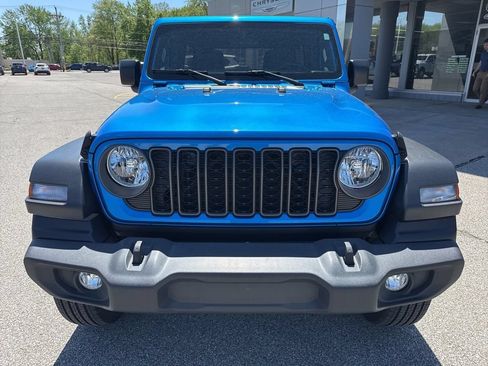 Used 2024 Jeep Wrangler Unlimited Sport AWD/4WD image 13