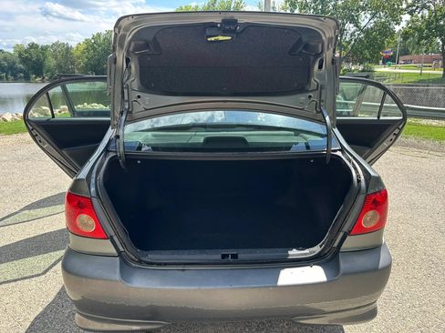 Used 2007 Toyota Corolla S w/ Extra Value Pkg 1 FWD image 13