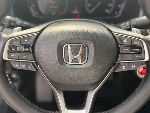 Used 2019 Honda Accord Touring image 26