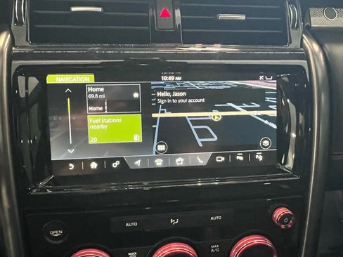 Used 2019 Land Rover Discovery HSE image 25