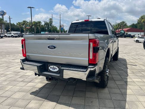 Used 2024 Ford F250 Lariat w/ Lariat Ultimate Package AWD/4WD image 6