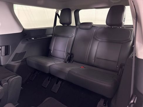New 2026 Ford Expedition Max Active RWD image 31