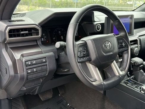 Used 2025 Toyota 4Runner SR5 image 22