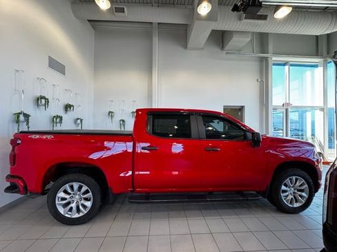 Certified 2021 Chevrolet Silverado 1500 Custom AWD/4WD image 29