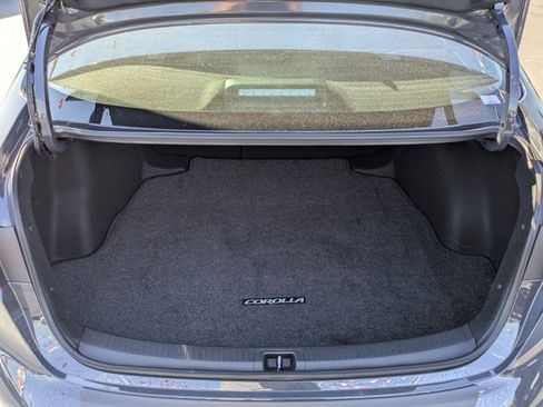 Used 2024 Toyota Corolla SE image 10