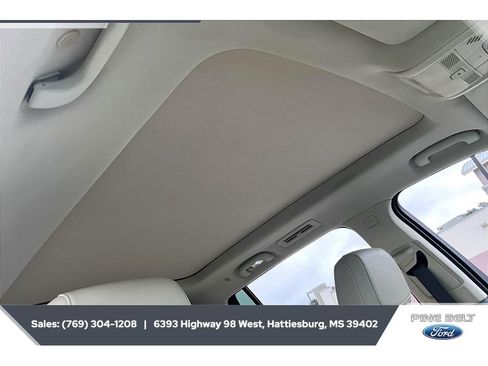Used 2020 Cadillac XT6 Premium Luxury AWD/4WD image 16