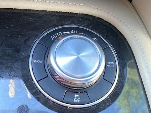 Used 2024 INFINITI QX80 Sensory w/ Cargo Package AWD/4WD image 30