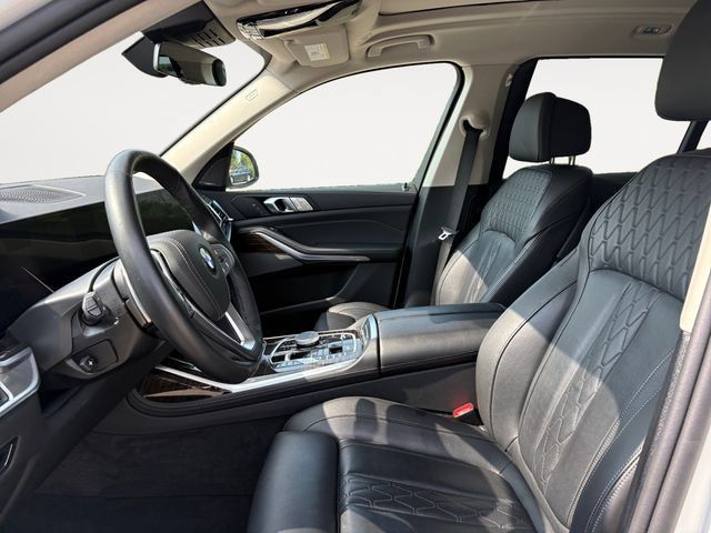 Used 2026 BMW X7 xDrive40i AWD/4WD image 9