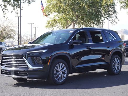 New 2026 Buick Enclave Preferred image 4