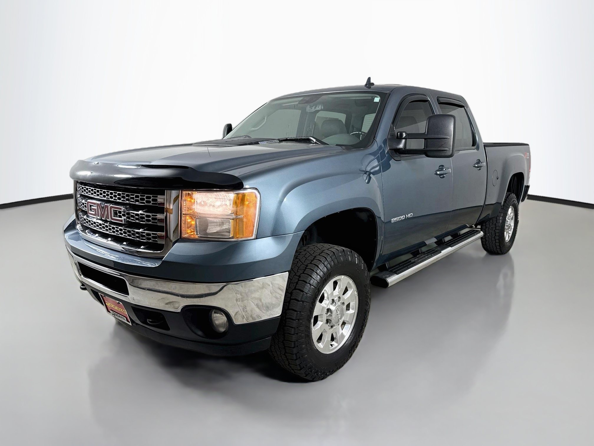 Used 2014 GMC Sierra 2500 SLT AWD/4WD image 3