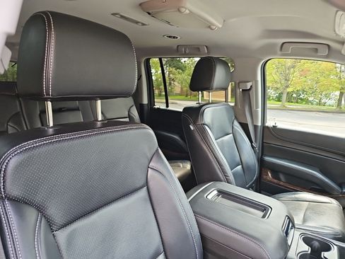 Used 2018 Chevrolet Suburban LS AWD/4WD image 11