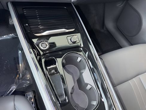 New 2026 Audi Q3 quattro 2.0T AWD/4WD image 17