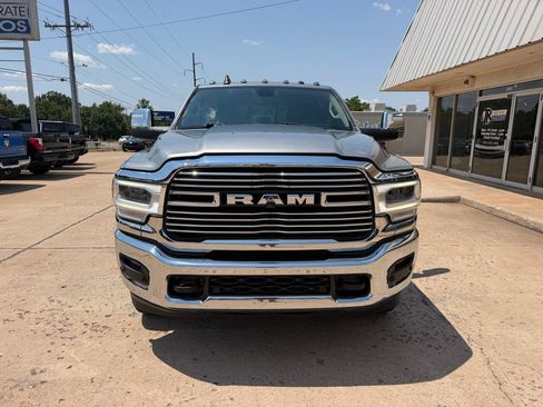 Used 2023 RAM 3500 Laramie AWD/4WD image 2