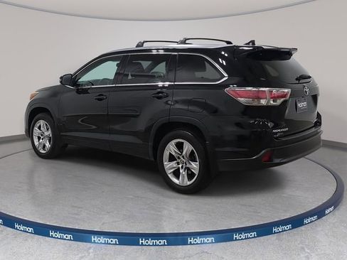 Used 2016 Toyota Highlander Limited Platinum AWD/4WD image 8