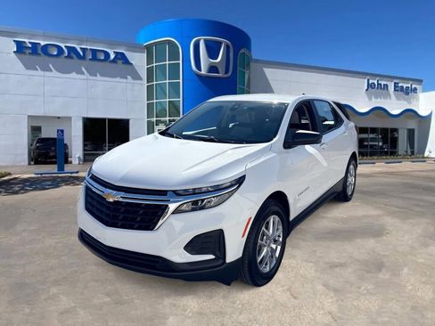 Used 2023 Chevrolet Equinox LS w/ Driver Confidence II Package image 1