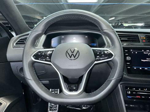 Certified 2024 Volkswagen Tiguan SE R-Line FWD image 15
