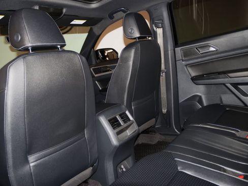 Used 2020 Volkswagen Atlas Cross Sport SEL AWD/4WD image 52