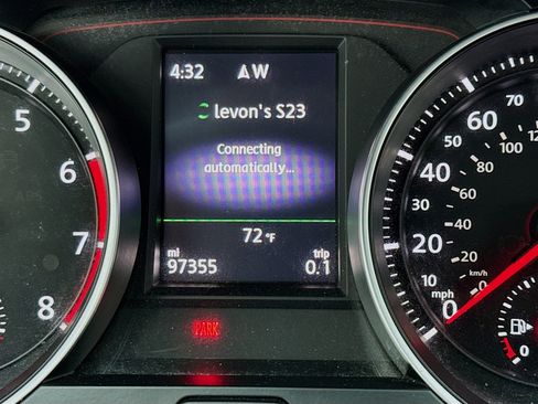 Used 2016 Volkswagen GTI S FWD image 8