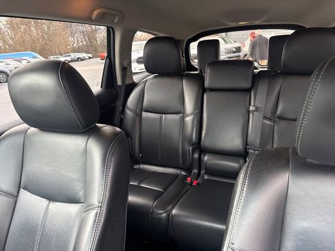 Used 2015 Nissan Pathfinder SL w/ SL Tech Package image 28