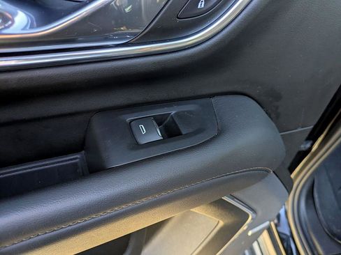 Used 2023 Chevrolet Tahoe High Country image 25