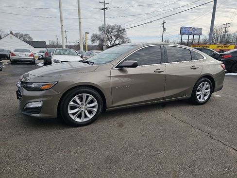 Used 2020 Chevrolet Malibu LT FWD image 10