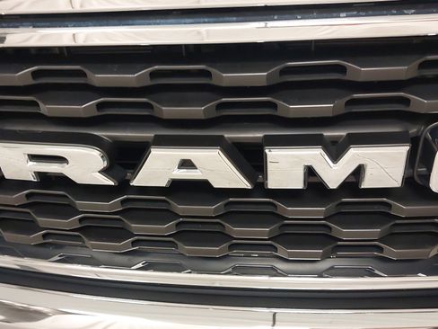 Used 2024 RAM 1500 Big Horn image 31