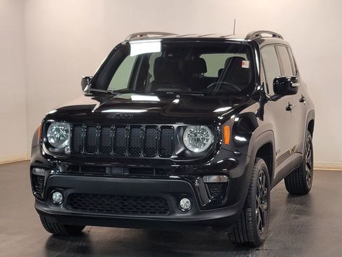 Used 2022 Jeep Renegade Altitude image 4