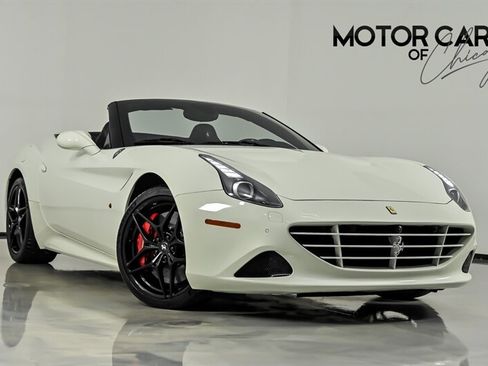 Used 2016 Ferrari California T RWD image 1