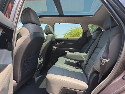 Used 2016 Kia Sorento EX w/ EX Touring Package FWD image 42