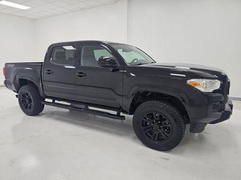 Used 2021 Toyota Tacoma SR w/ SR Convenience Package image 2