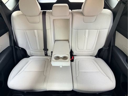 Used 2025 Hyundai Tucson SEL FWD image 24