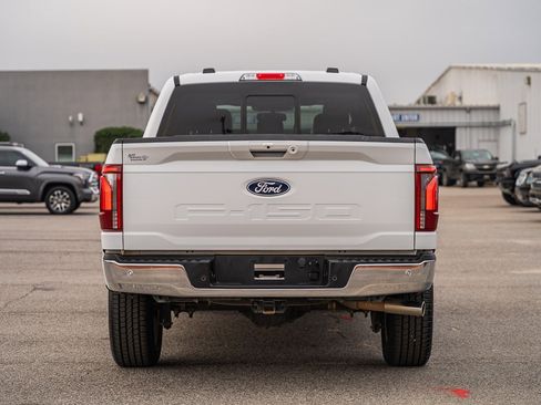 Used 2024 Ford F150 Lariat w/ FX4 Off-Road Package image 6