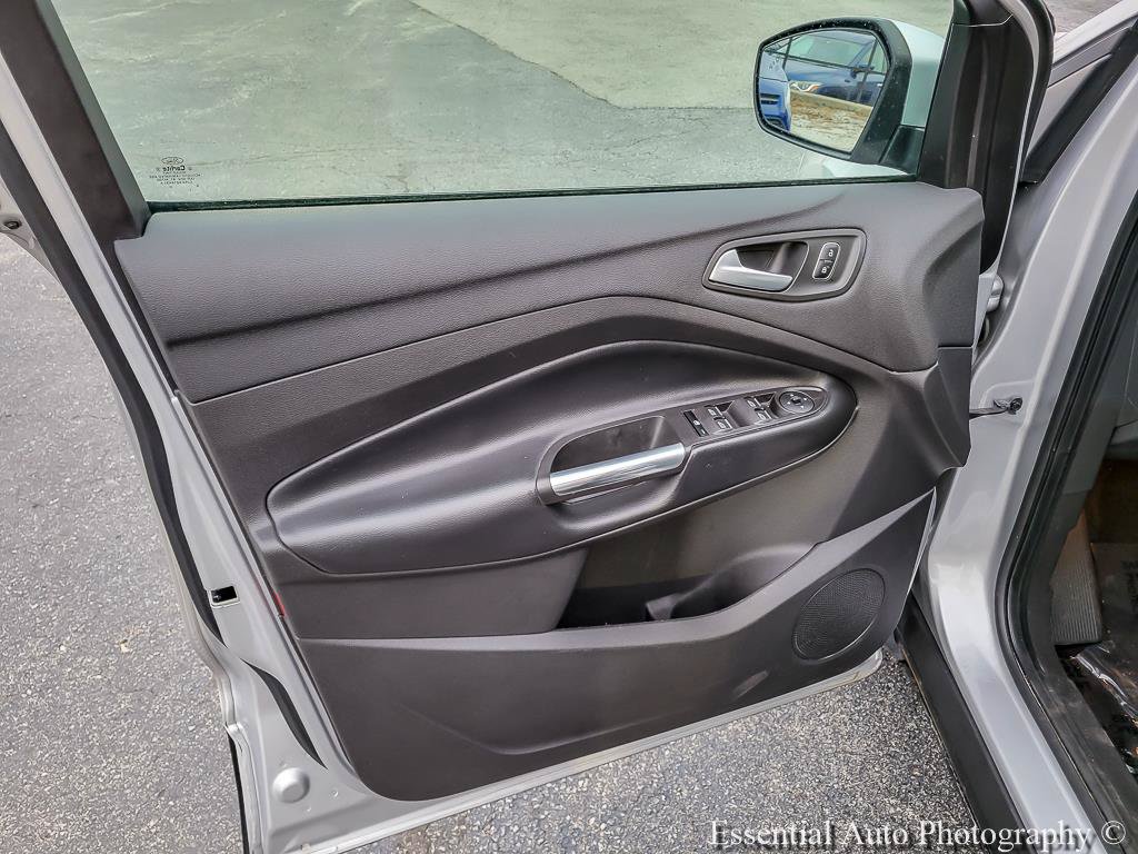 Used 2019 Ford Escape SE AWD/4WD image 25