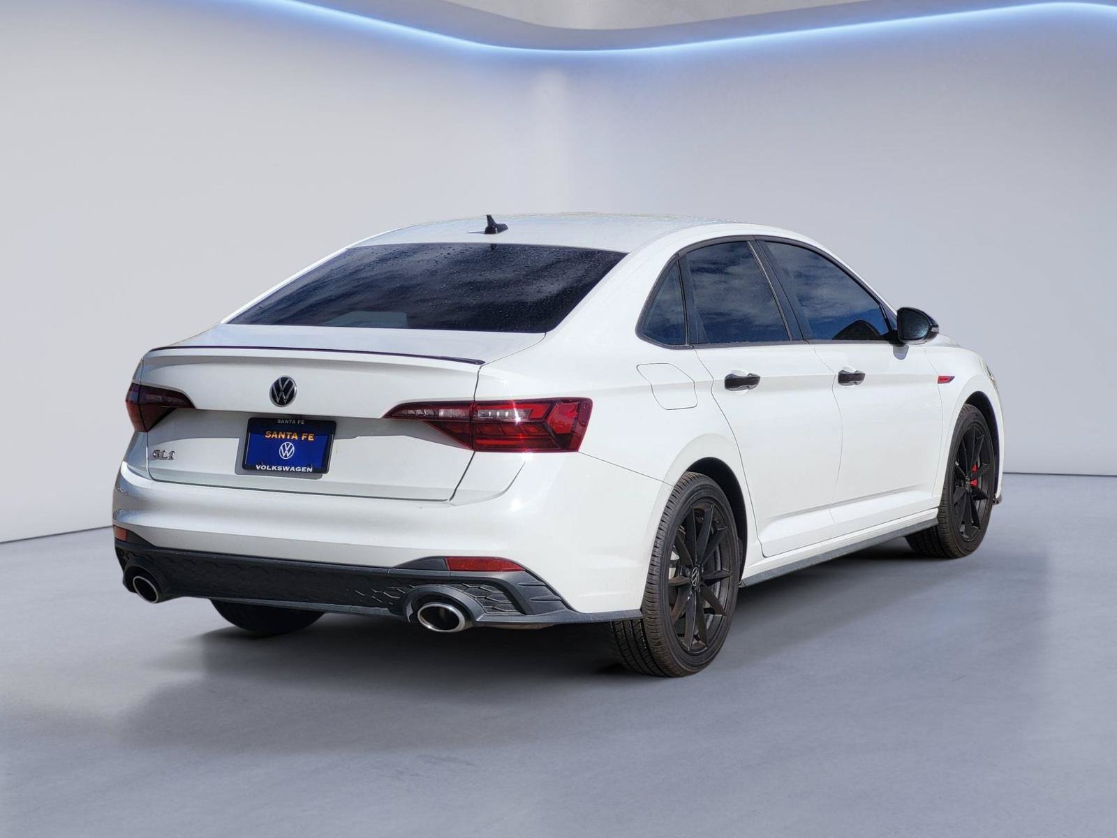 Used 2024 Volkswagen Jetta GLI 40th Anniversary Edition FWD image 5