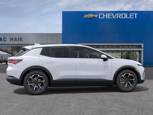 New 2026 Chevrolet Equinox EV LT FWD image 5