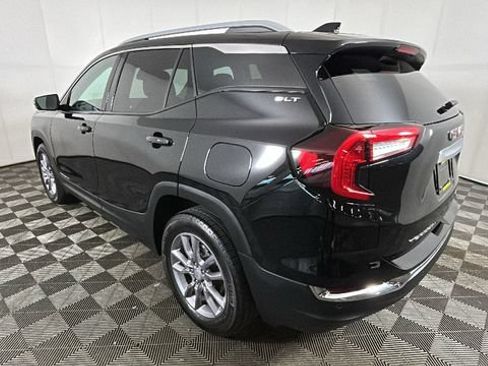 Used 2023 GMC Terrain SLT w/ Infotainment Package II AWD/4WD image 4